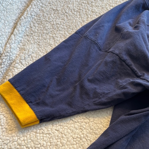 Rare Vintage Dark Blue and Yellow Alpha Tau Omega Sorority Tee - Picture 5 of 6